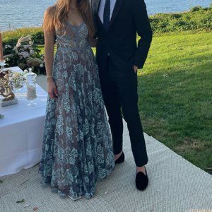 Alexis Isabella gown- size small